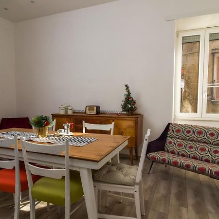 Giu Al Centro Bed & Breakfast Napoli Exterior foto