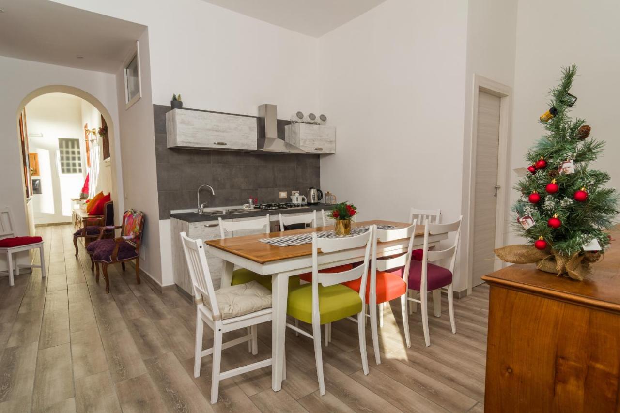 Giu Al Centro Bed & Breakfast Napoli Exterior foto